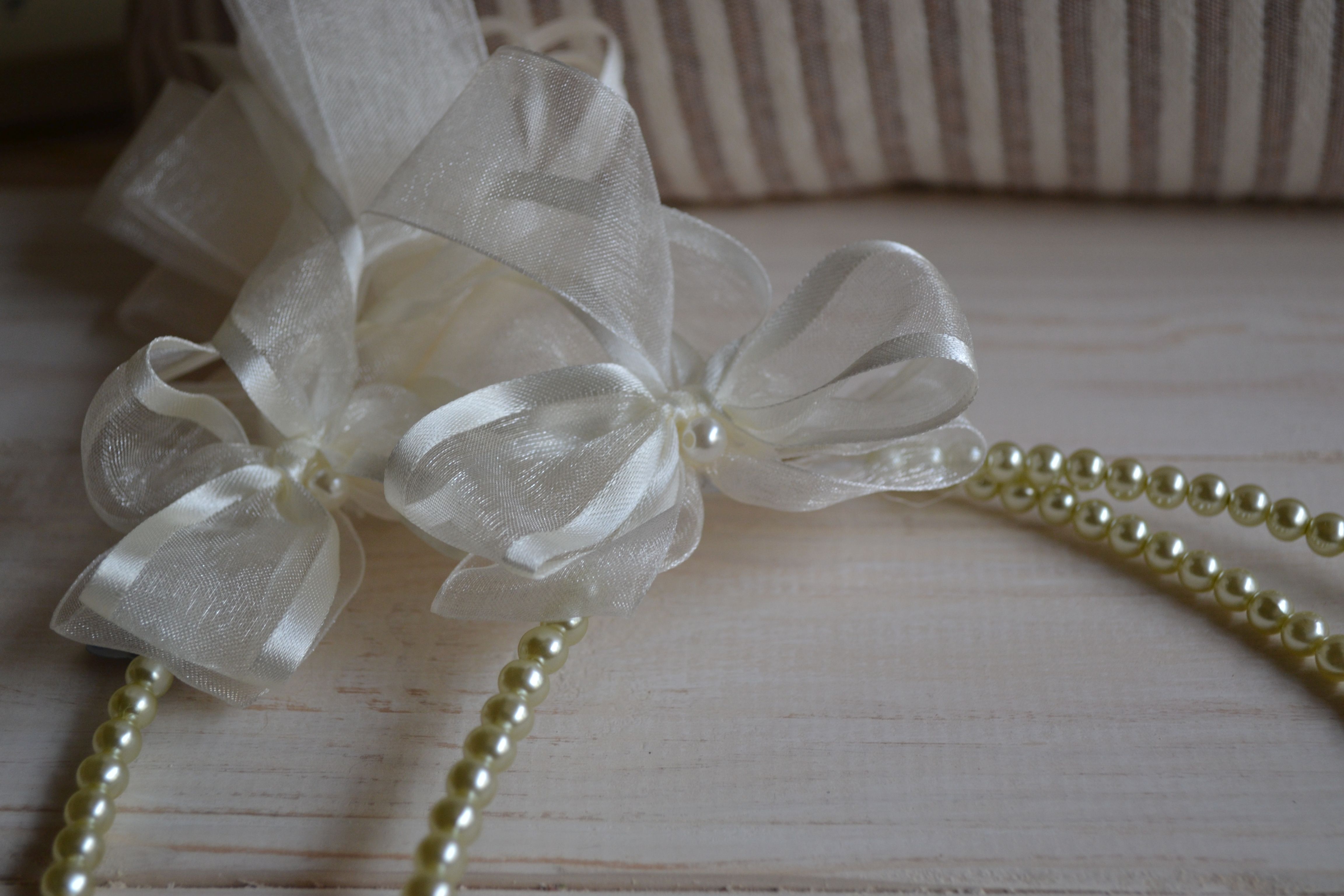 Στέφανα με πέρλες και strass