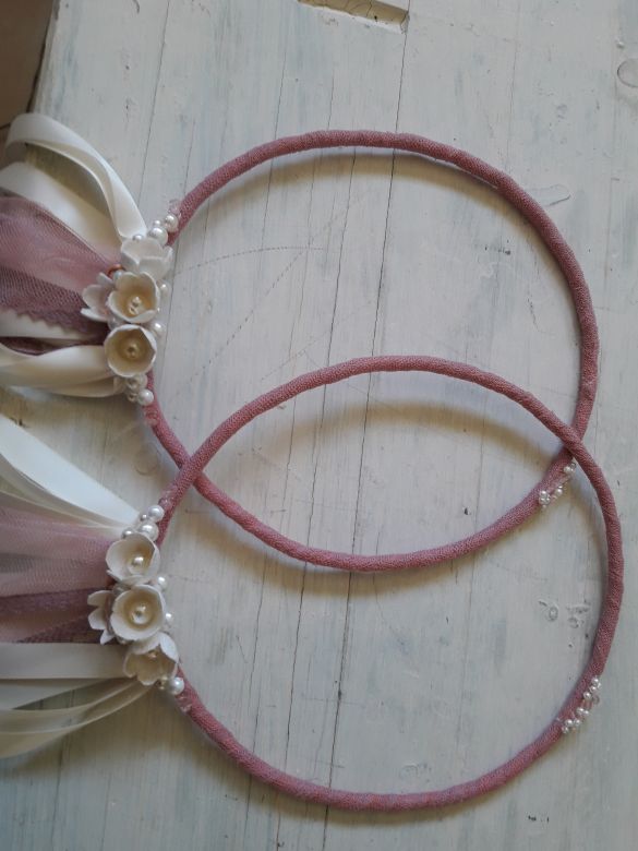Ρομαντικά, μεταξωτά στέφανα σε χρώμα old pink