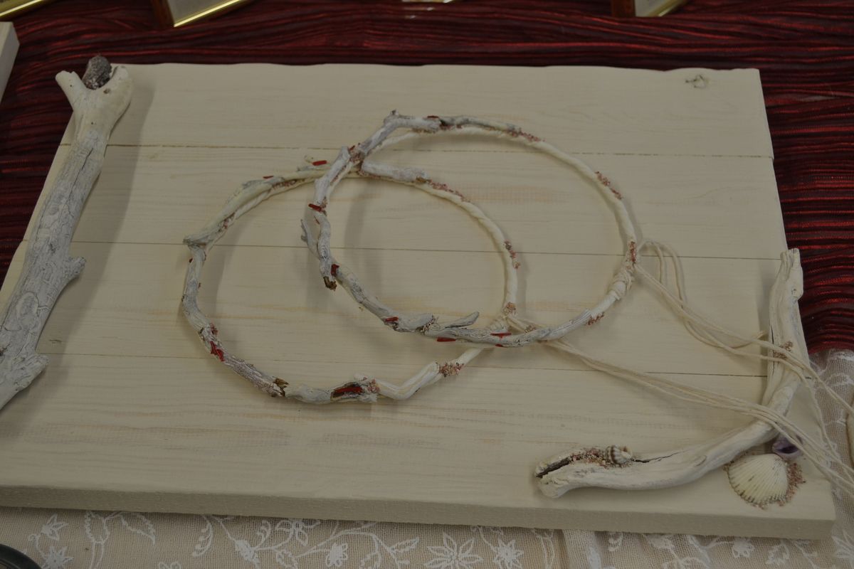 Marine Themed Wedding Set with Driftwood and Corals