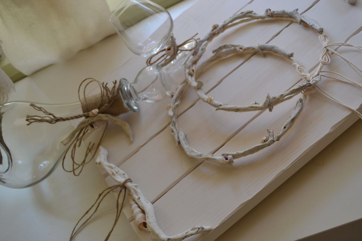 Marine themed wedding set from driftwood